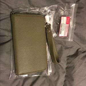 Thirty-One All About the Benjamin’s Wallet